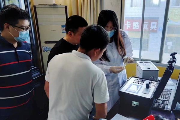 巴東縣（xiàn）畜牧局采購多台高智能食品檢測儀