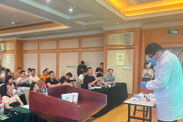 湖南省檢察院購入我司多款（kuǎn）高智能食品檢測儀